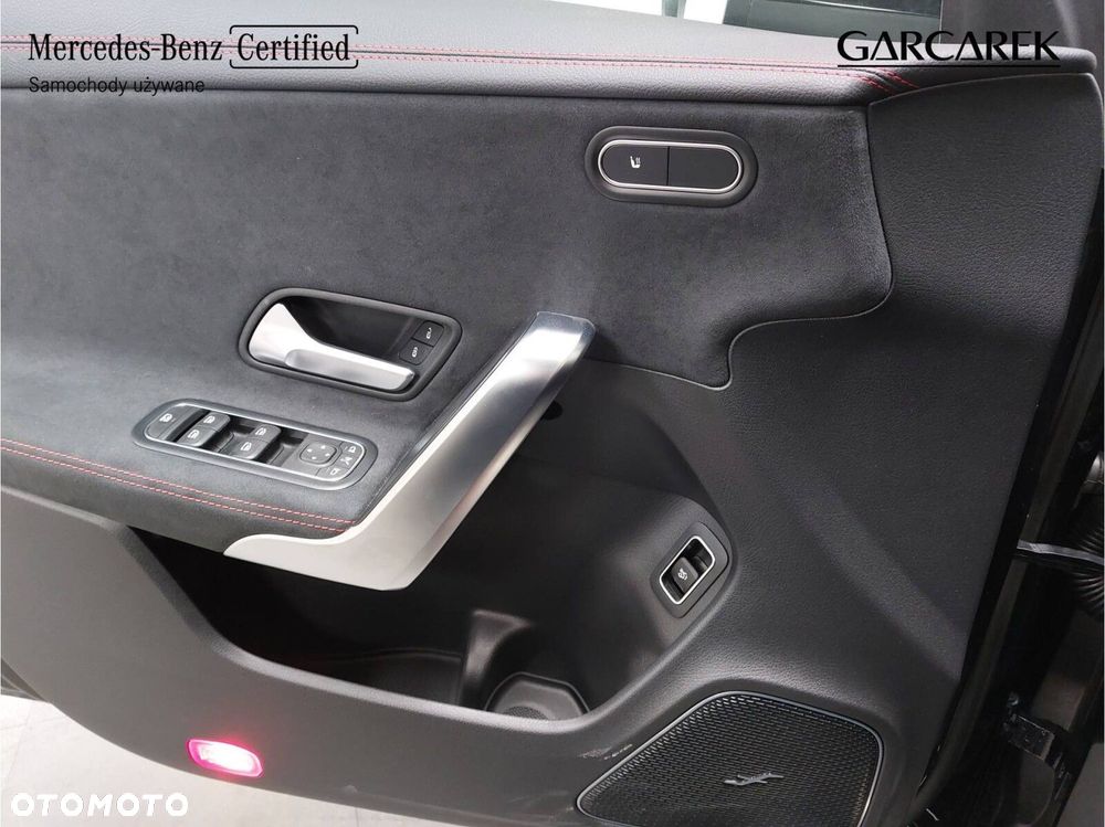 Mercedes-Benz CLA - 14