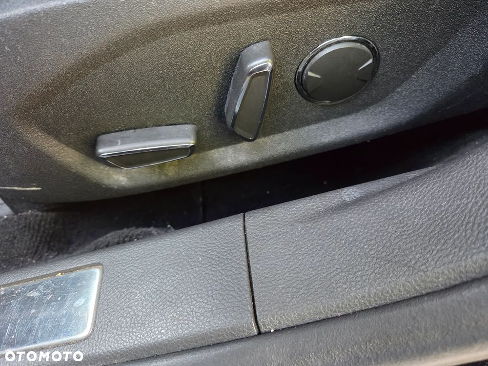Ford Mondeo - 18
