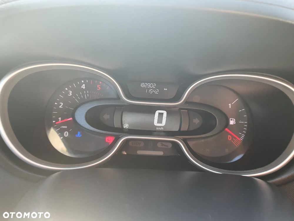 Renault Trafic - 12