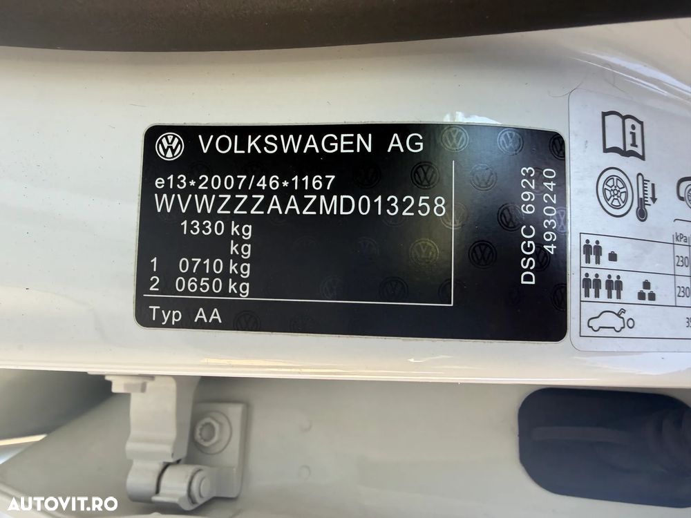 Volkswagen up! 1.0 MPI Move - 28