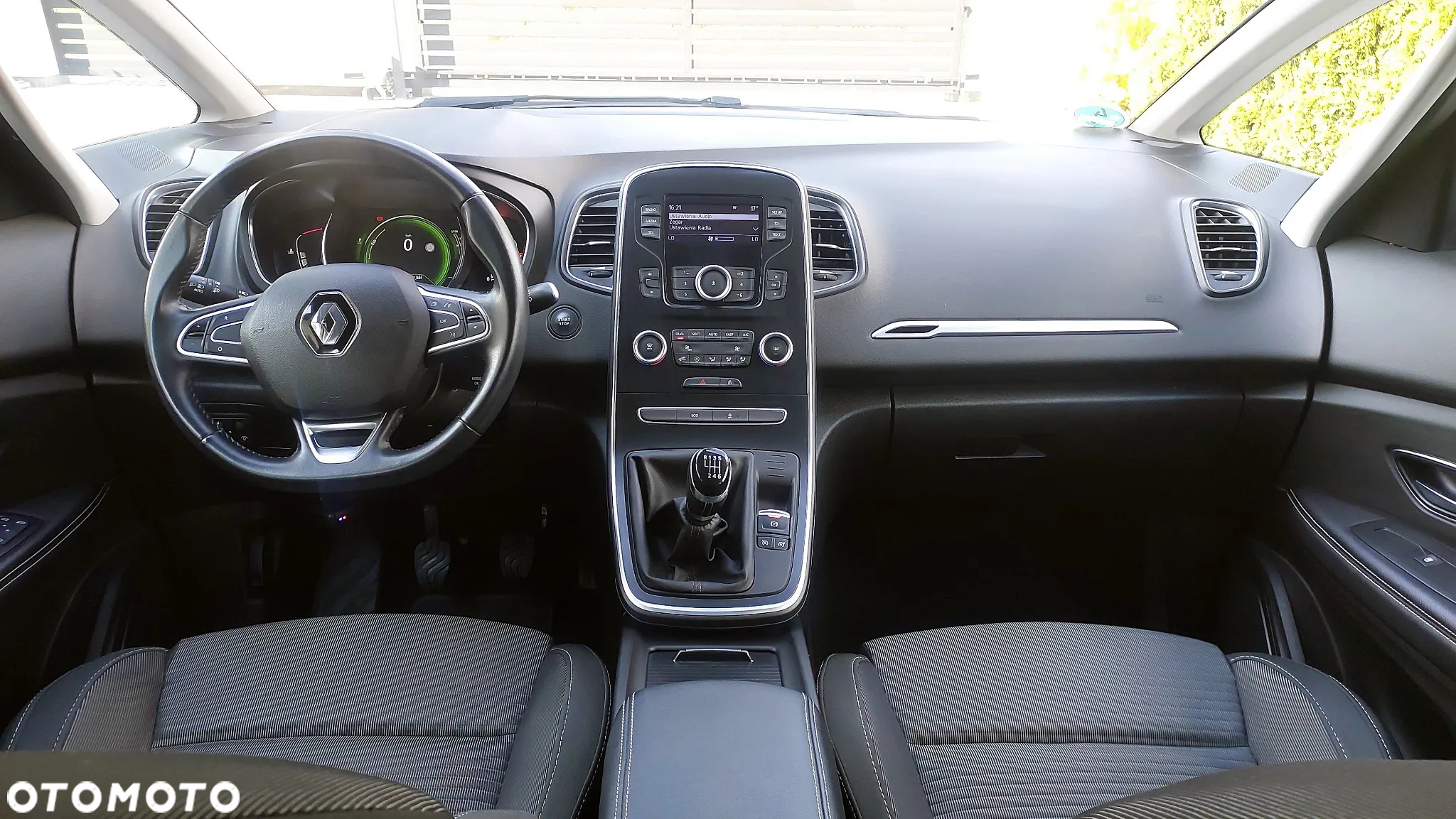 Renault Scenic 1.2 TCe Energy Life EU6 - 14