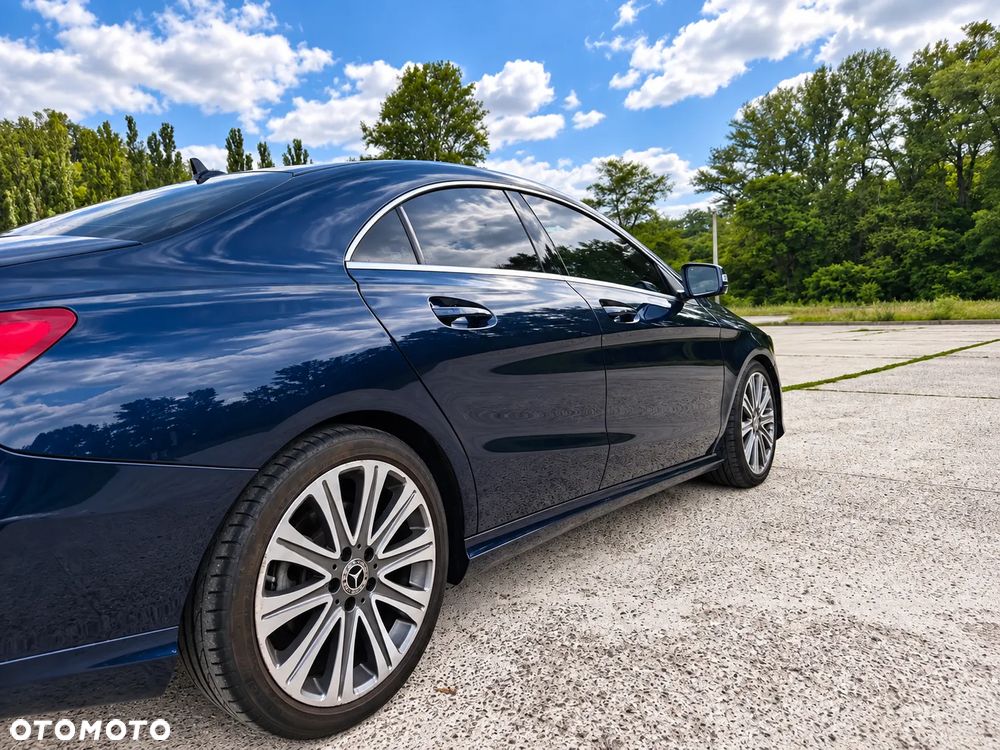 Mercedes-Benz CLA 250 4-Matic - 10