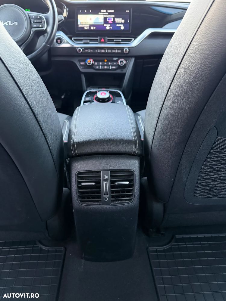 Kia Niro Vision - 15