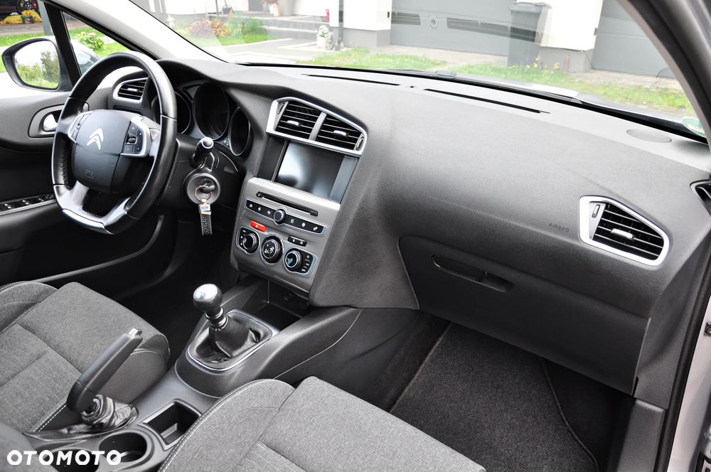 Citroën C4 1.2 e-THP Exclusive - 12