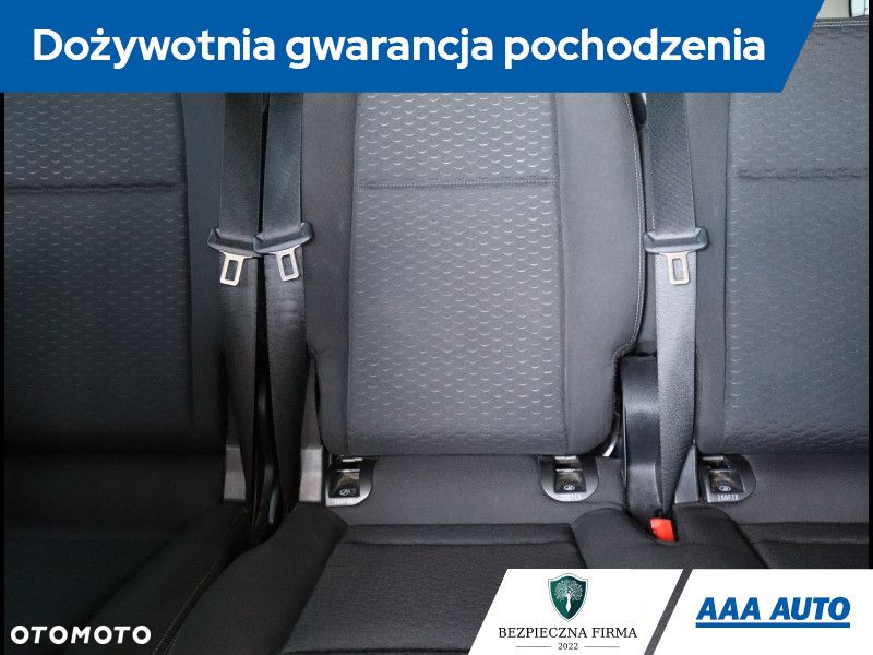 Opel Vivaro - 11