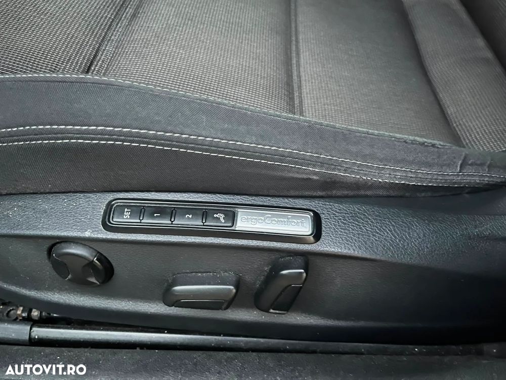 Volkswagen Passat 2.0 TDI DSG Comfortline - 14