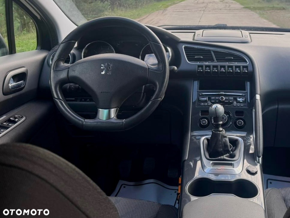 Peugeot 3008 1.6 Premium - 10