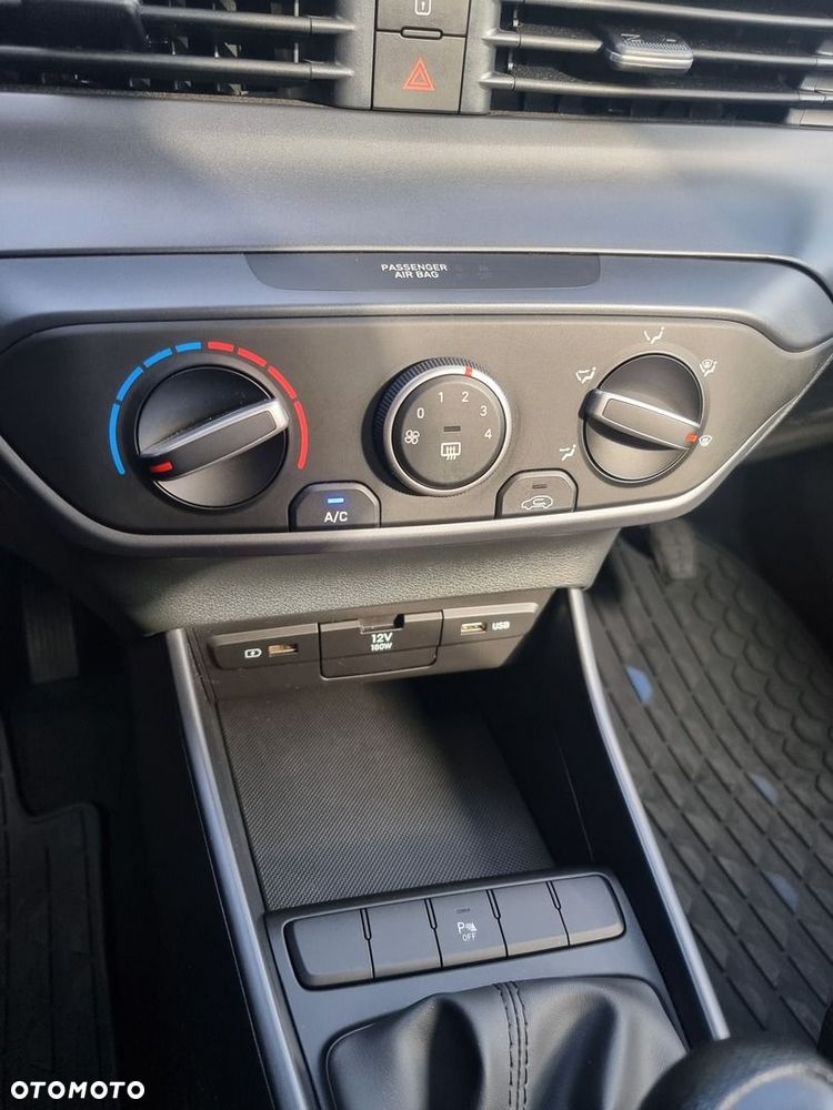 Hyundai i20 1.2 Pure - 28