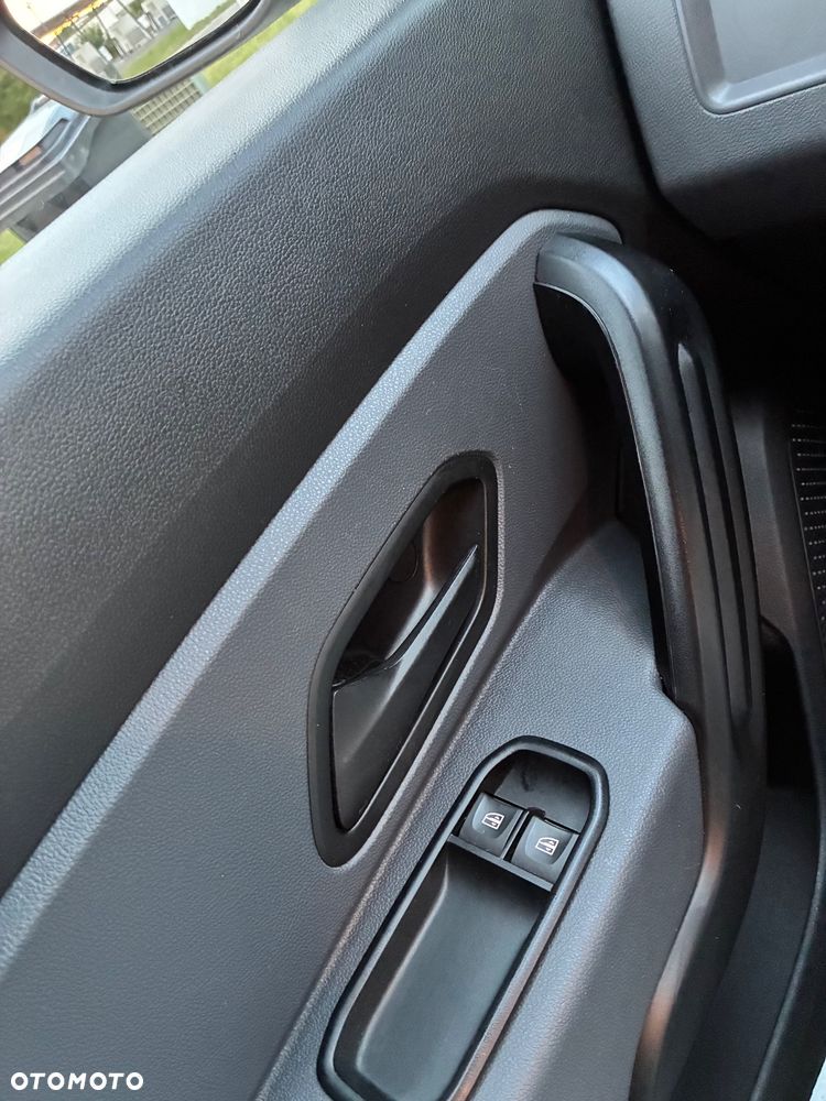 Dacia Duster 1.0 TCe Essential - 12