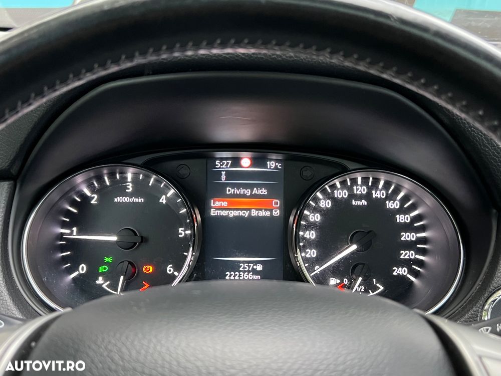 Nissan Qashqai 1.6 dCi DPF Start/Stop 360 - 16