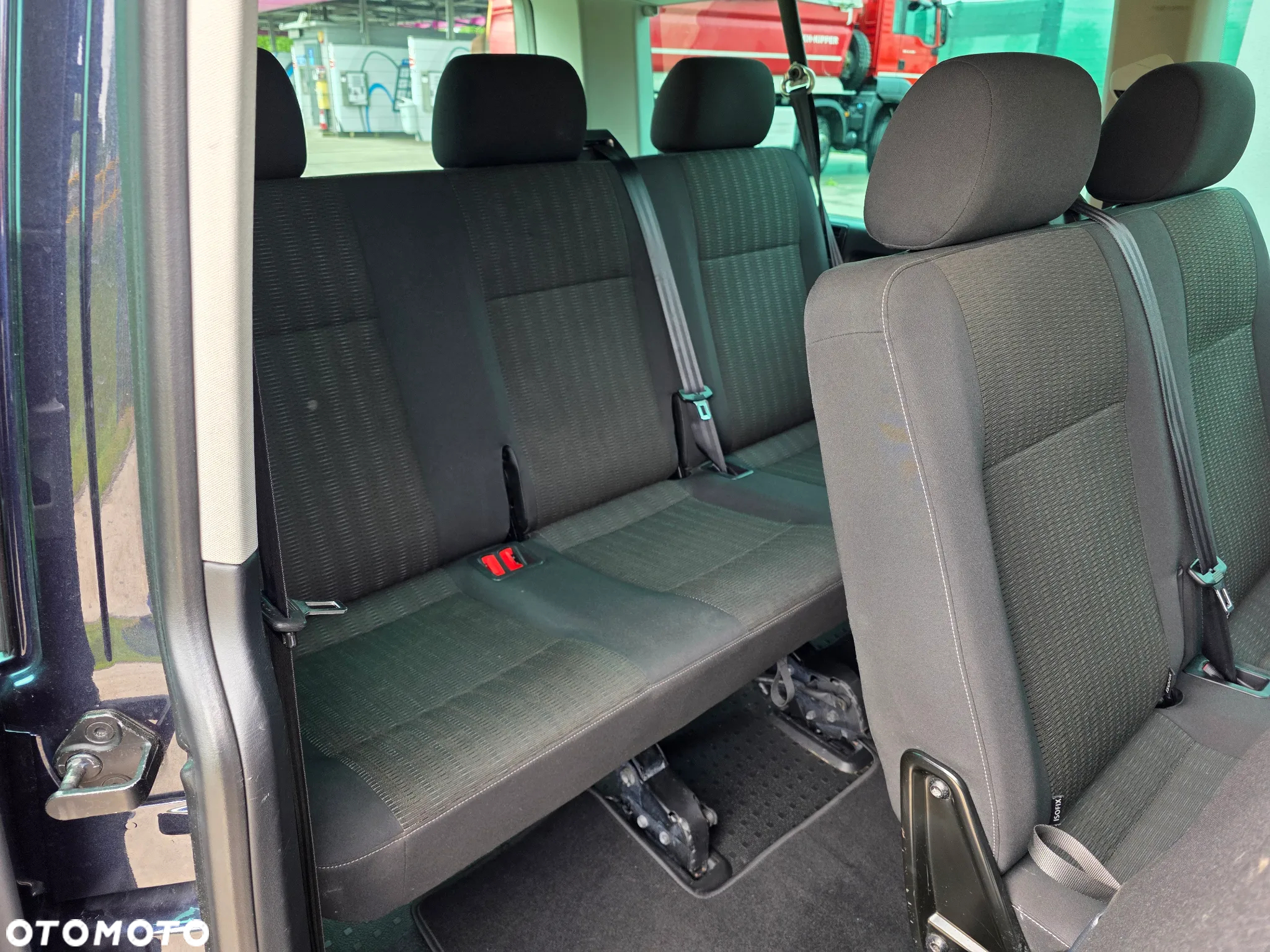 Volkswagen Caravelle 2.0 TDI L2 Comfortline - 10