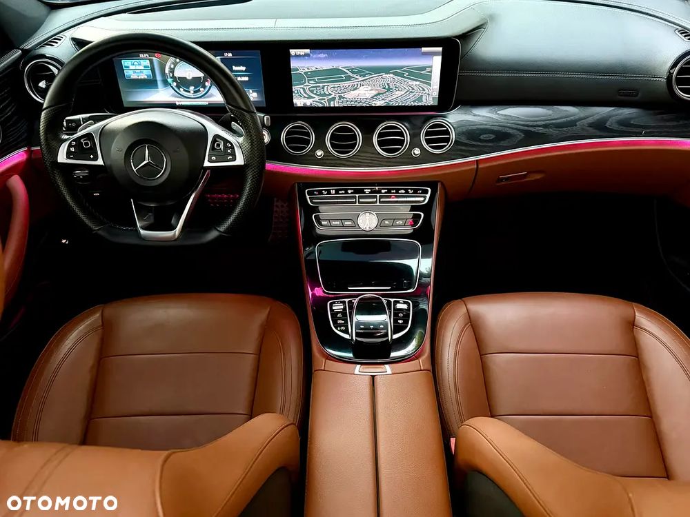 Mercedes-Benz Klasa E 400 7G-TRONIC - 8