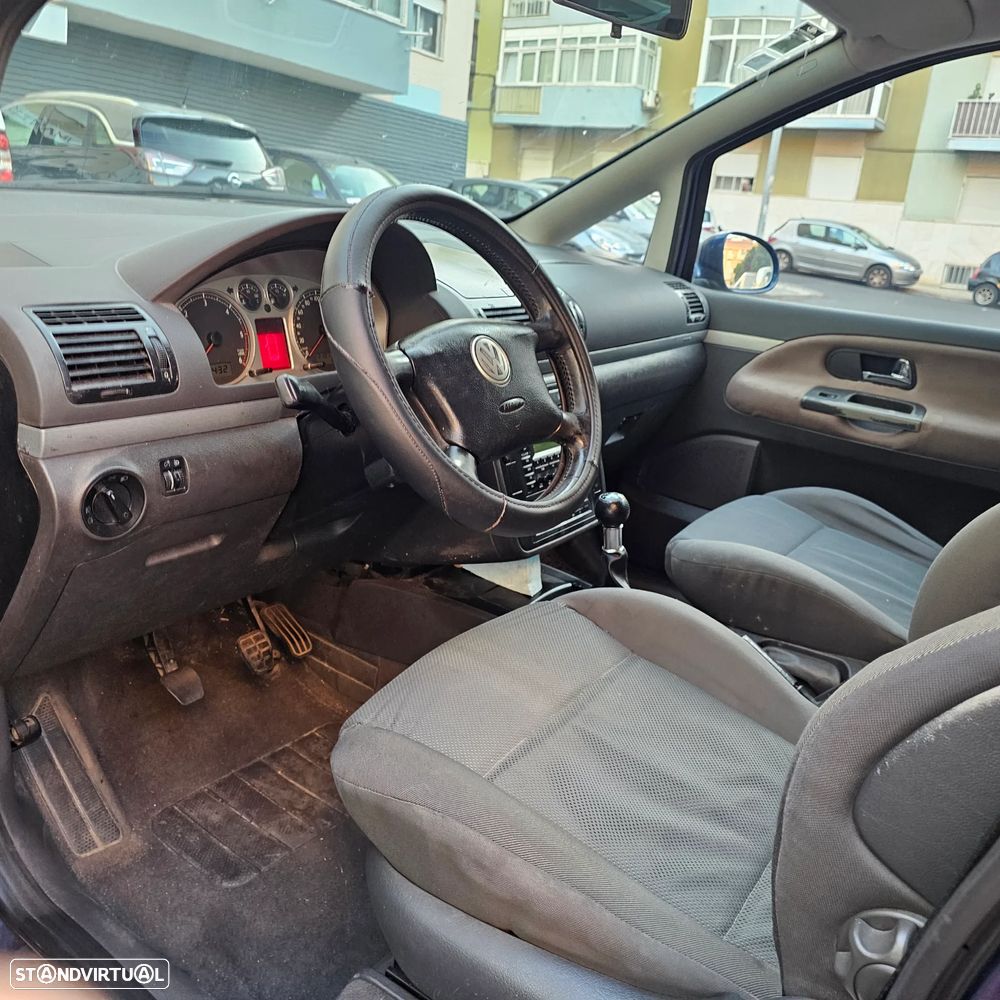 VW Sharan 1.9 TDi Confortline - 12