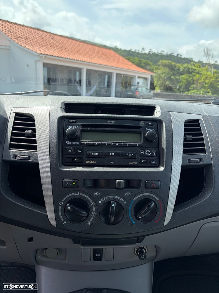 Toyota Hilux 2.5 D-4D Trial - 9