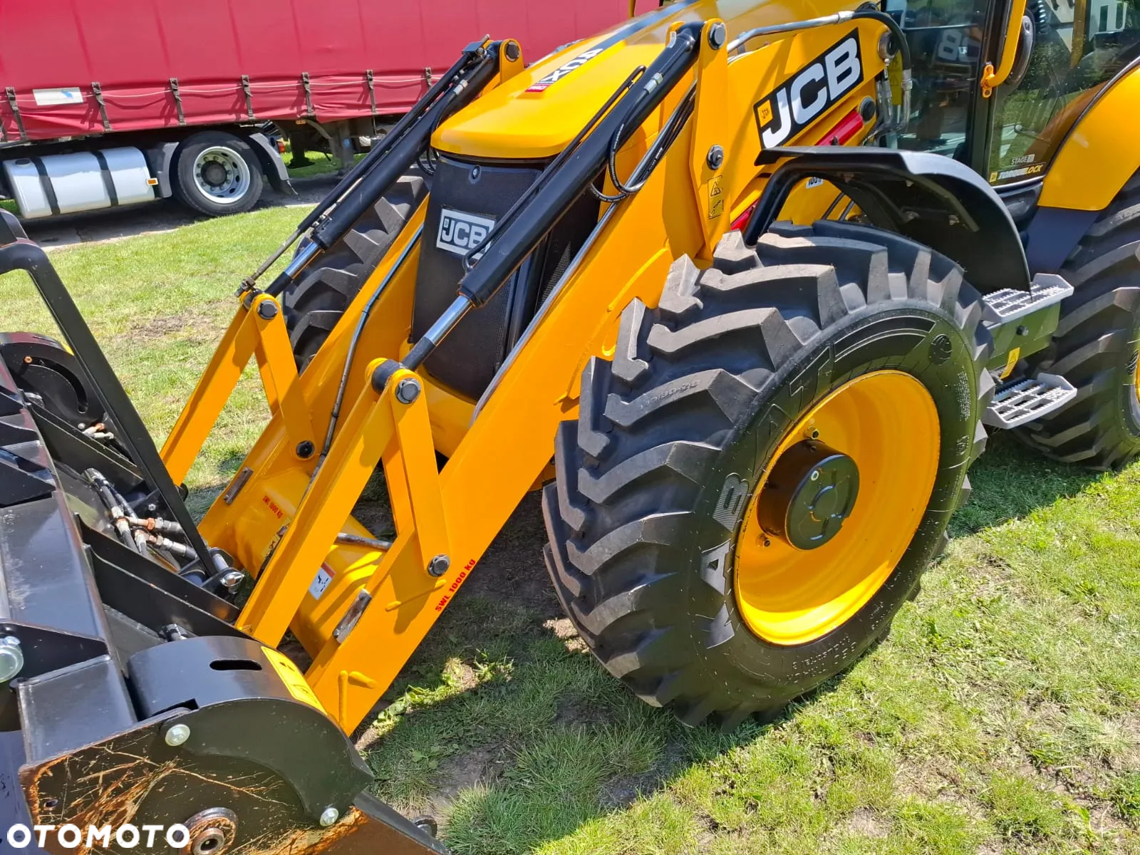 JCB 4CX - 13