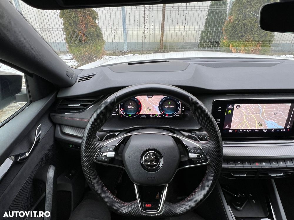 Skoda Octavia 2.0 TDI DSG 4X4 RS Plus - 32