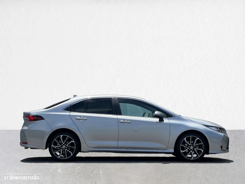 Toyota Corolla SD 1.8 Hybrid Luxury - 25