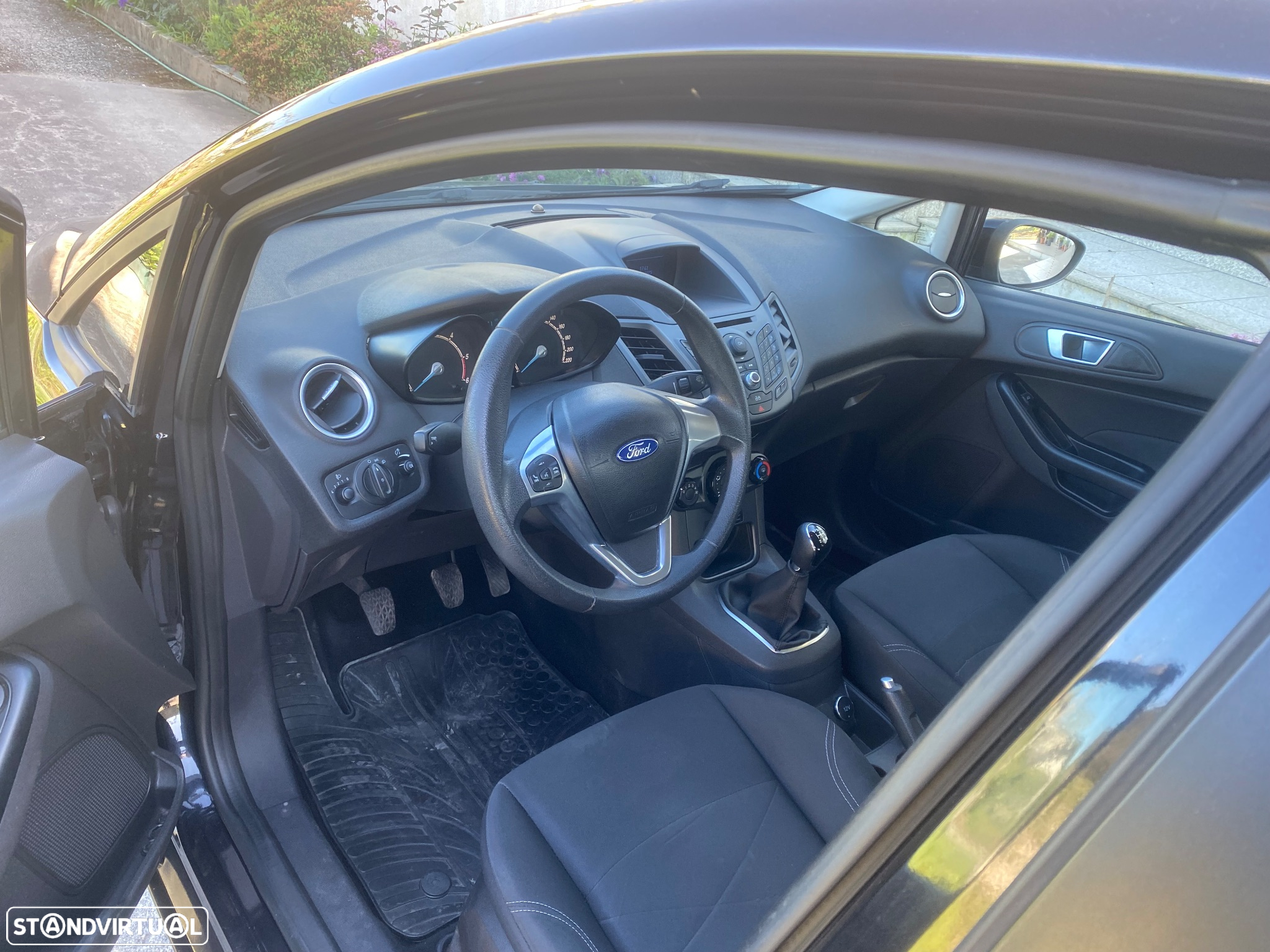 Ford Fiesta 1.5 TDCi Trend - 8