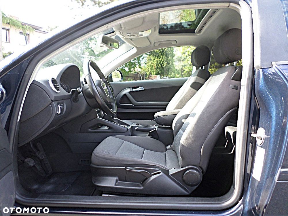Audi A3 3-drzwiowe 2.0 TDI DPF Ambition - 18