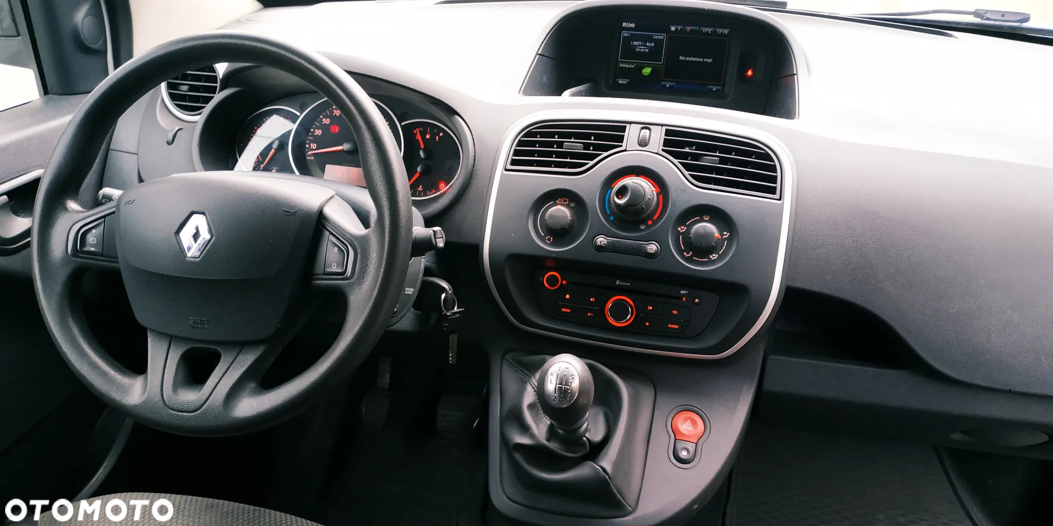 Renault Kangoo lift 3 miejsca! kamera/czujniki/Navi Przebieg tylko 47 tys.  km. - 2