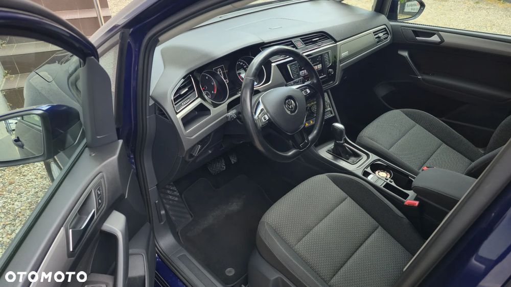 Volkswagen Touran 1.6 TDI SCR BlueMotion Technology DSG Comfortline - 6
