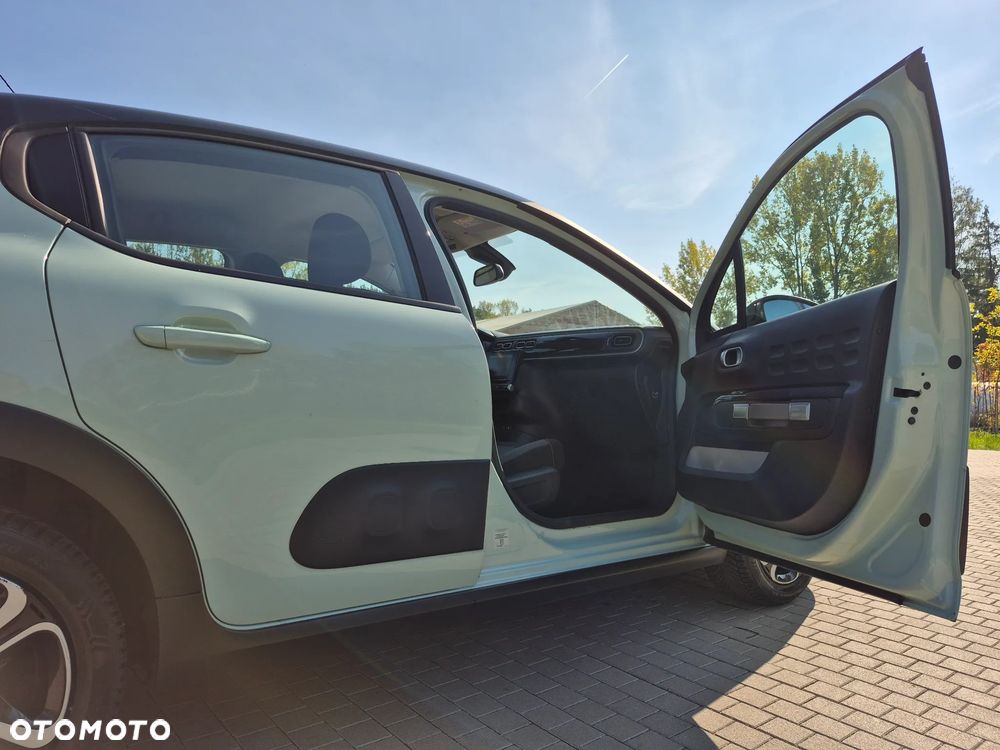 Citroën C3 1.2 PureTech Shine - 28