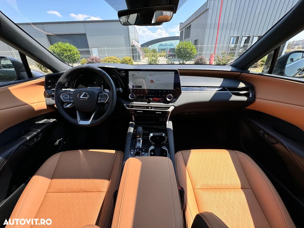 Lexus Seria RX 450h+ E-Four PHEV Executive - 24