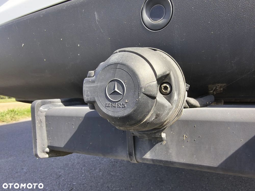 Mercedes-Benz Sprinter - 30