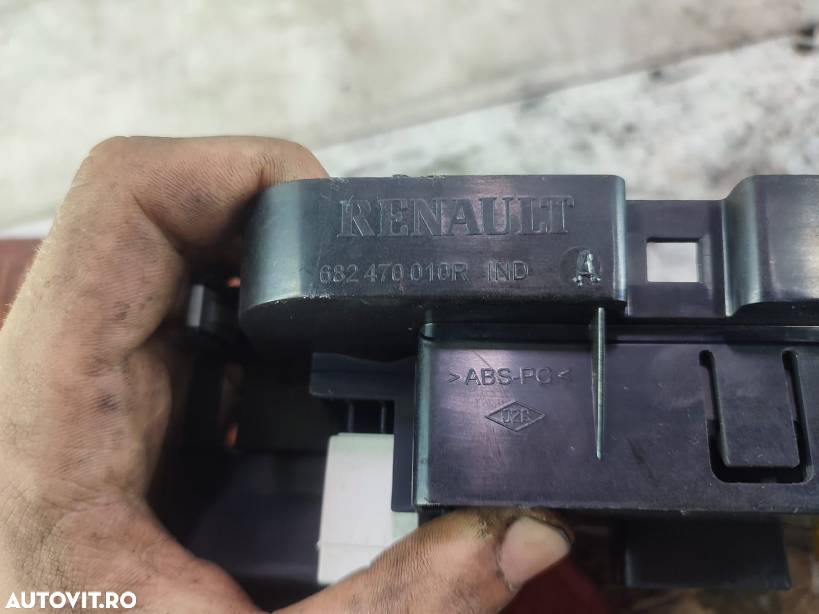 Display navigatie 682470010r Renault Megane 3 [2008 - 2014] 1.5 dci K - 3