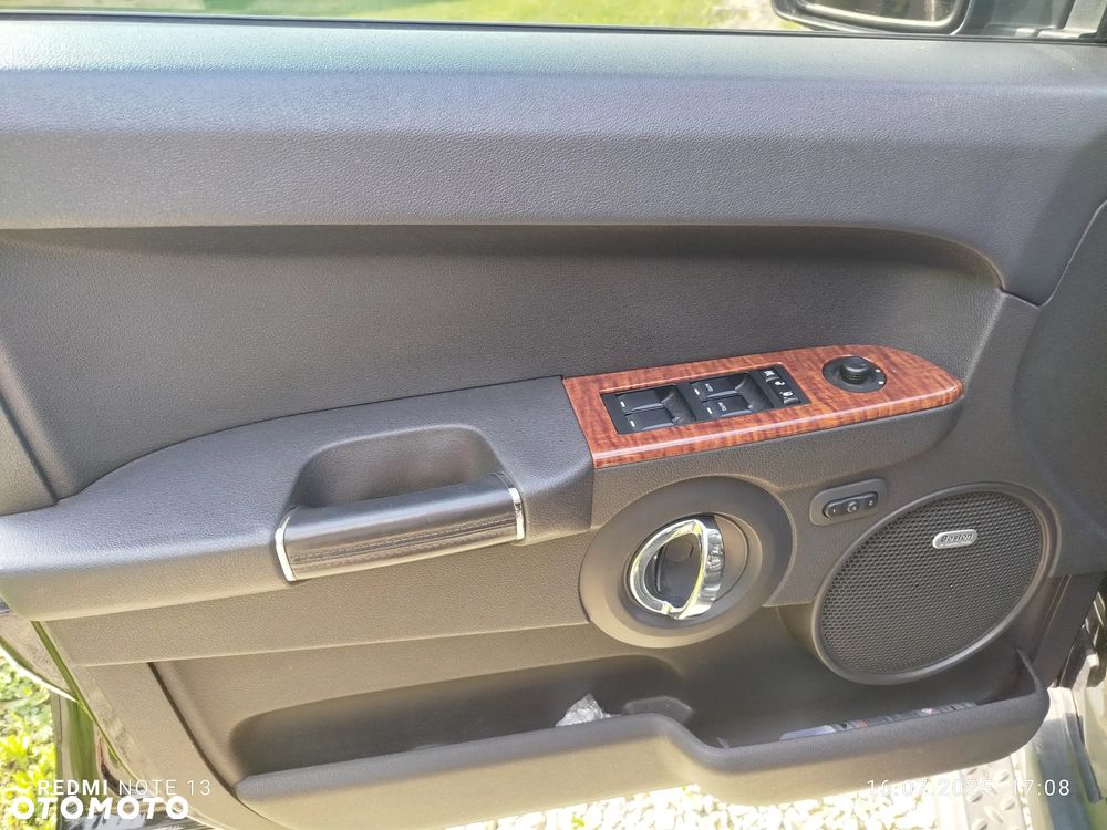 Jeep Commander 5.7 V8 HEMI Automatik Limited - 23