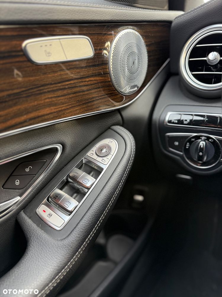 Mercedes-Benz Klasa C 300 7G-TRONIC - 10