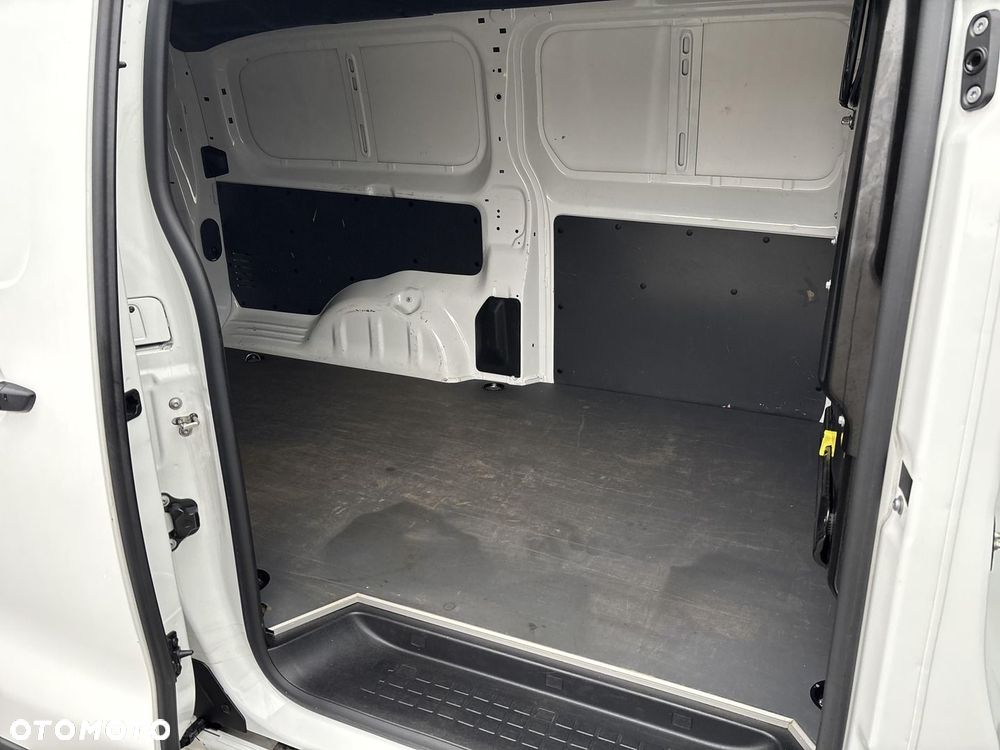 Toyota PROACE - 16
