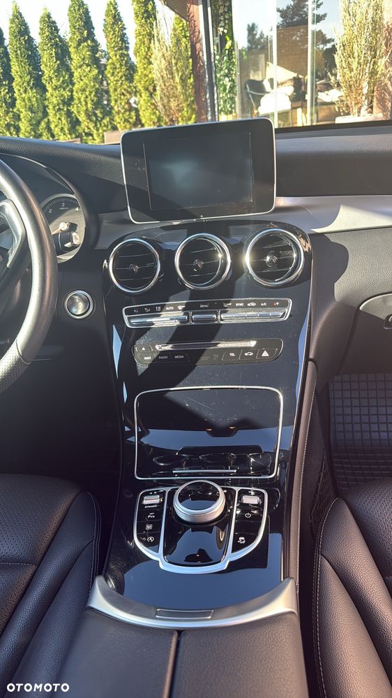 Mercedes-Benz GLC 220 d 4-Matic - 12