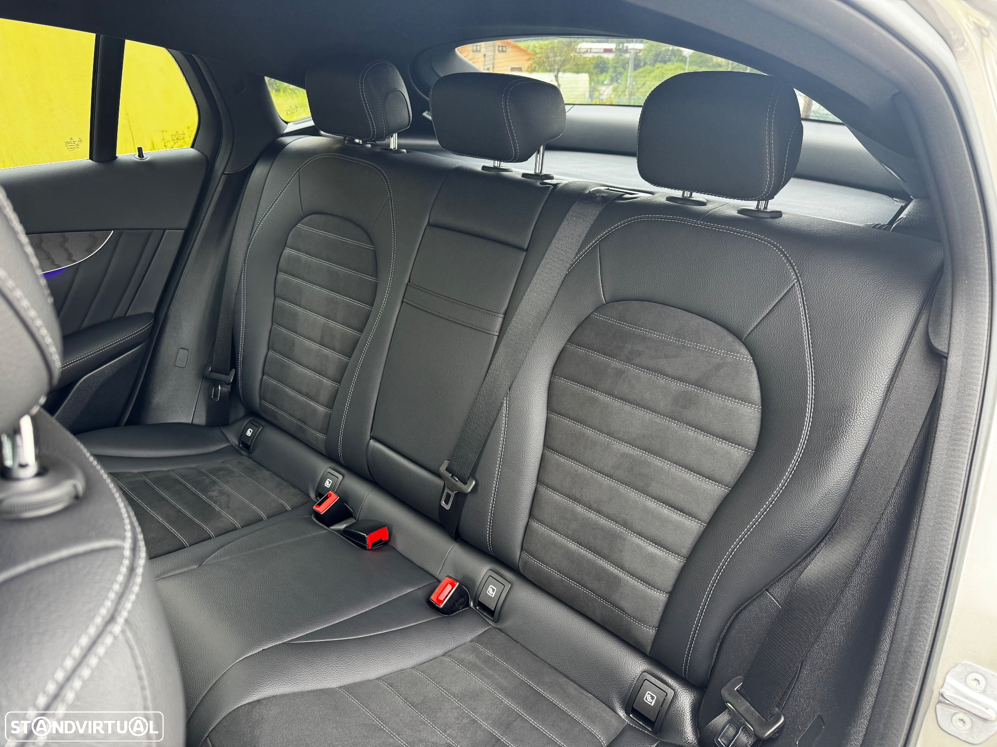 Mercedes-Benz GLC 300 de Coupé 4Matic - 24