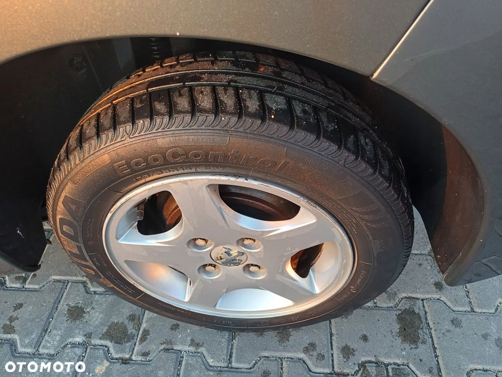 Peugeot 207 1.4 Access - 12