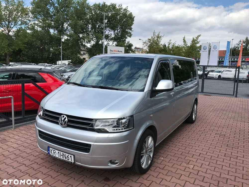 Volkswagen Caravelle - 2