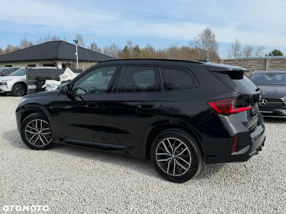 BMW X1 ver-xdrive23i-mhev-m-sport-sport - 9