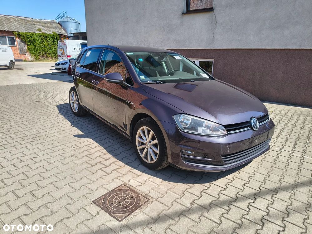 Volkswagen Golf - 4