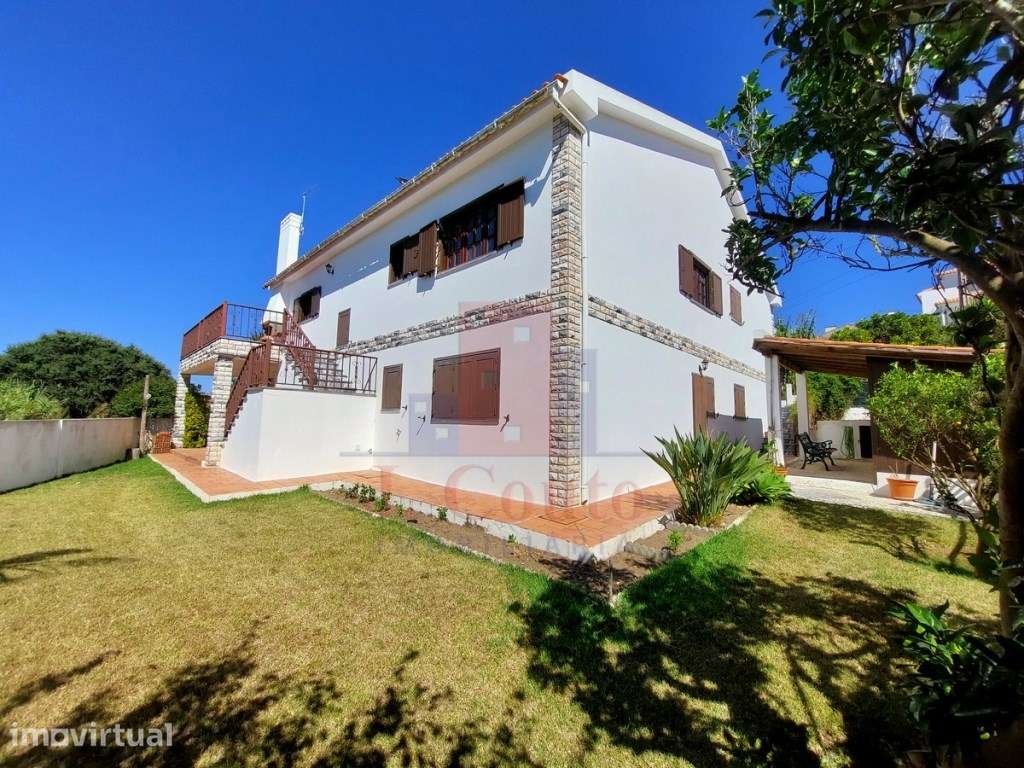 Moradia isolada T4 com terreno, garagem e vistas para o campo - Grande imagem: 3/31