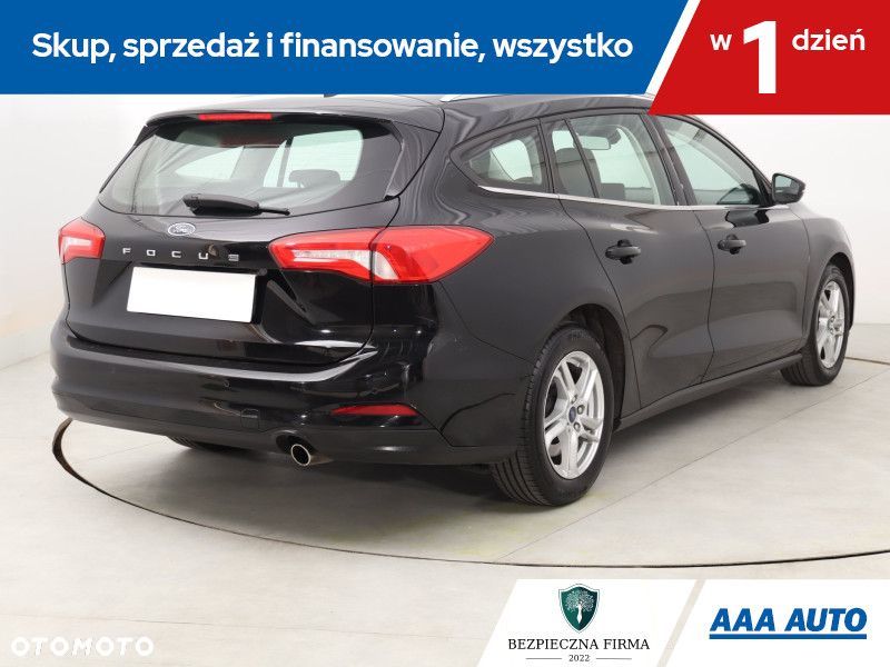 Ford Focus SW - 7