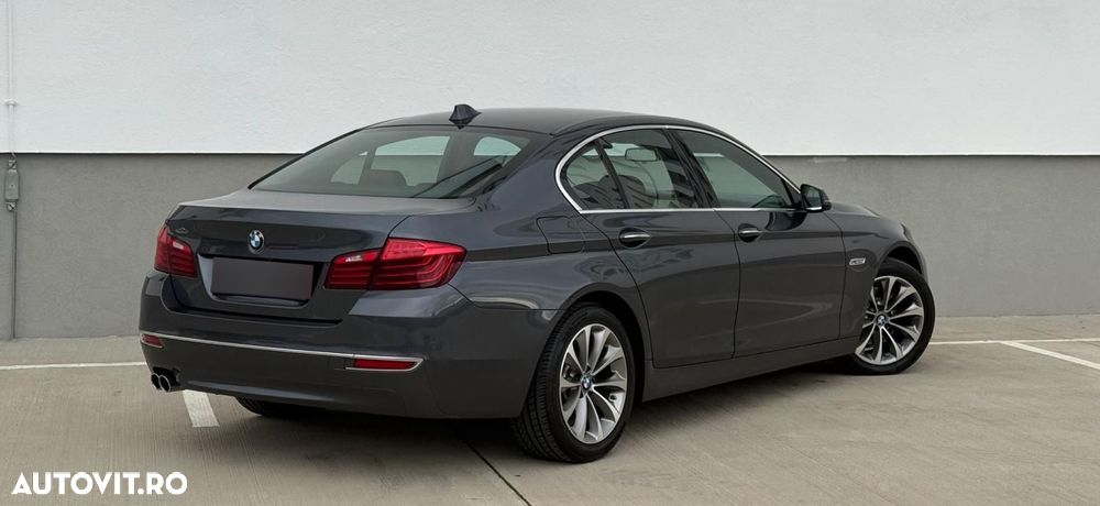 BMW Seria 5 520d Aut. Luxury Line - 7