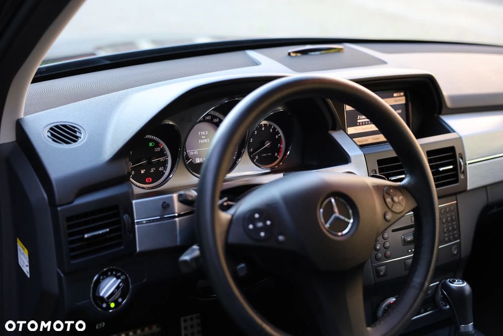 Mercedes-Benz GLK 300 4Matic 7G-TRONIC SPORT EDITION - 5