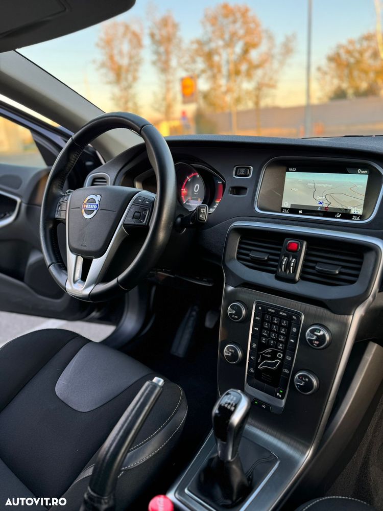 Volvo V40 D2 - 5