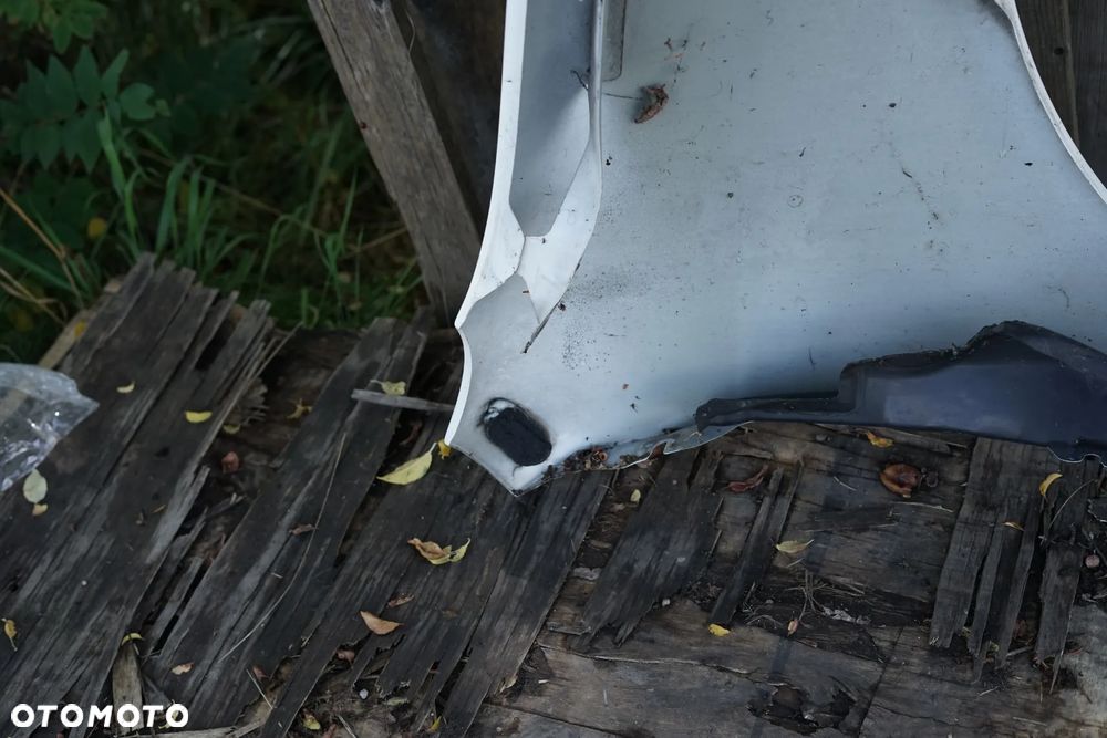 Błotnik przód przedni lewy Volkswagen Golf V Kombi LB9A - 13