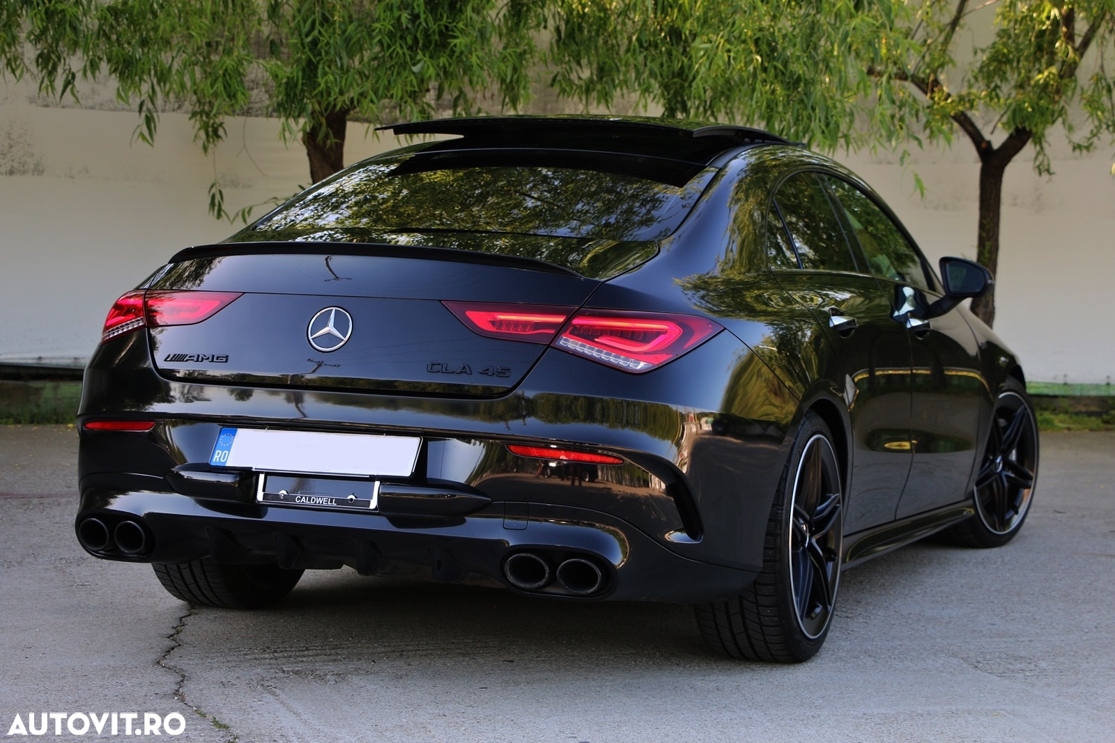 Mercedes-Benz CLA - 11