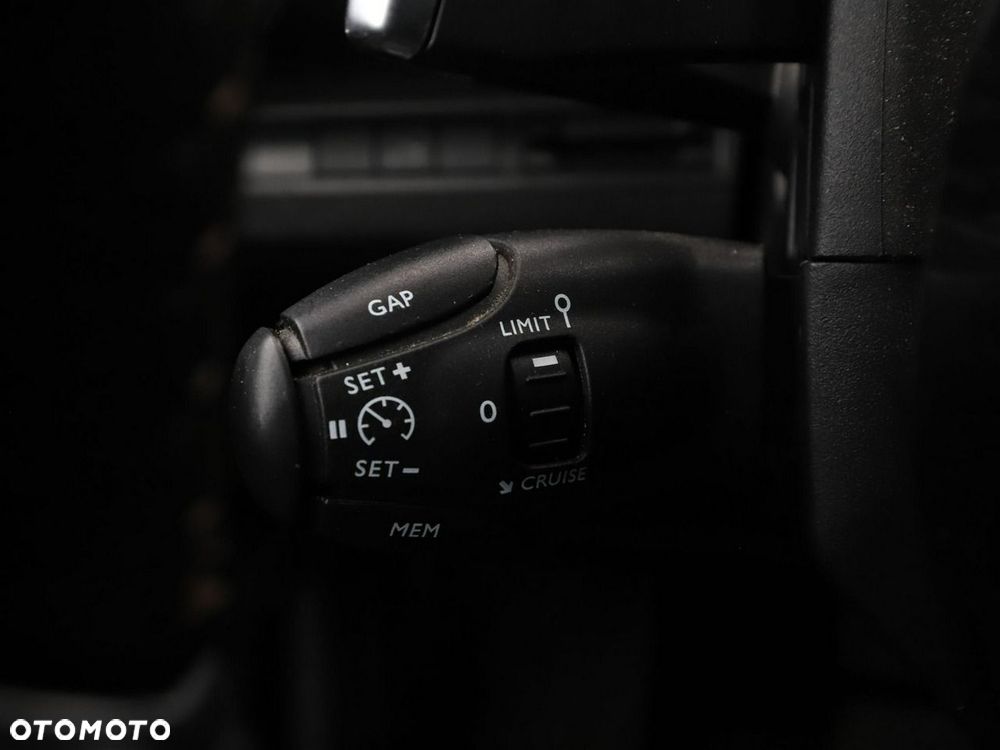 Peugeot 5008 PureTech 130 EAT8 Stop & Start GT - 37