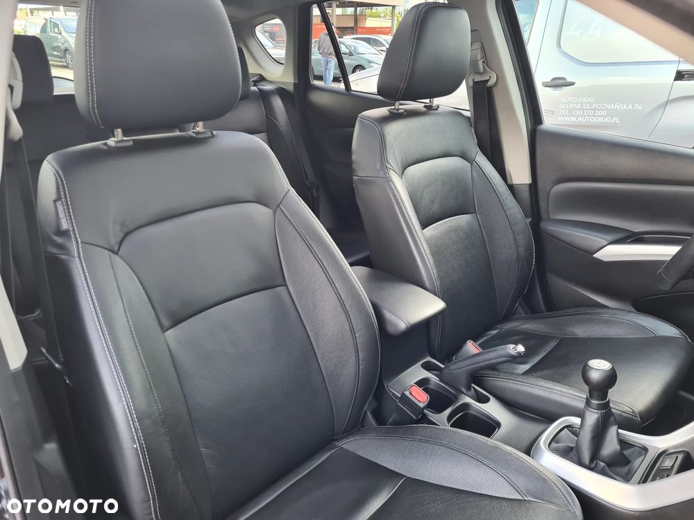 Suzuki SX4 1.6 Premium - 23