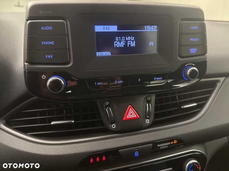 Hyundai i30 1.5 DPI Modern - 15