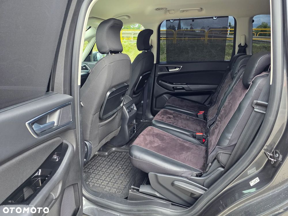 Ford Galaxy - 9
