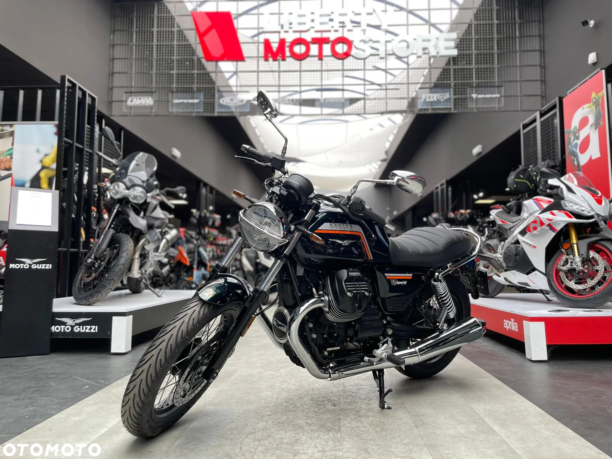 Moto Guzzi V7 - 6